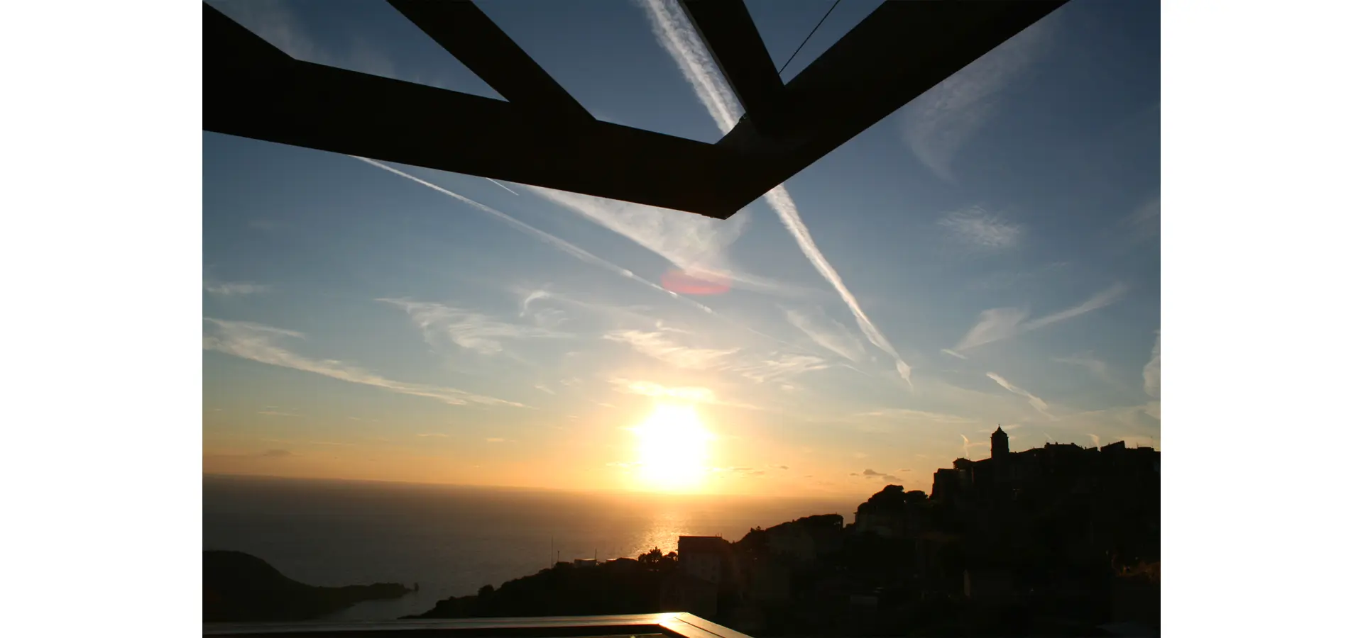 SANTI_005_1920x900